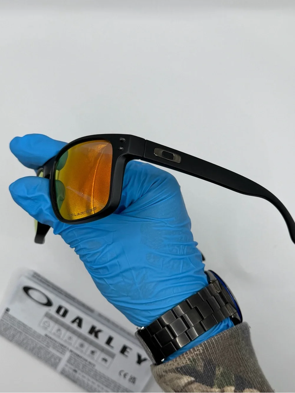 Oakley Holbrook sunglasses 57/18 polarized